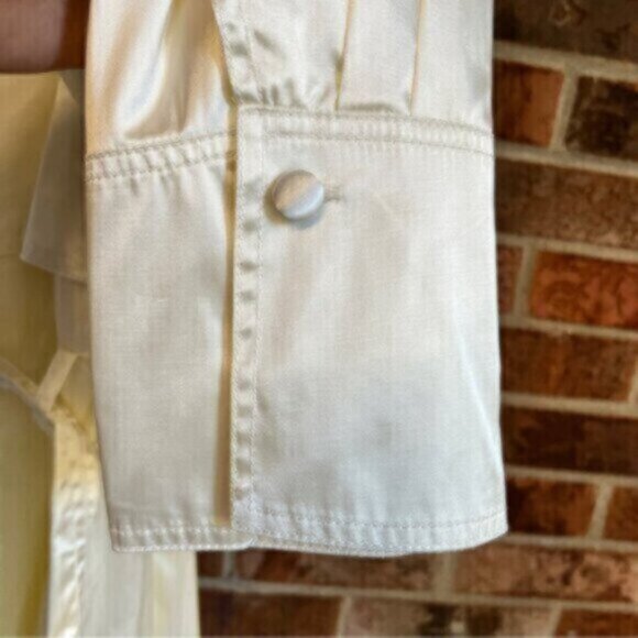 NWT! Banana Republic Maja Satin Trench Coat Iced Vanilla Ivory - Size Petite L - Picture 8 of 16